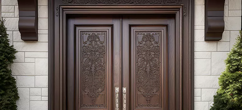Front Door Moulding in Oak Ridge, FL